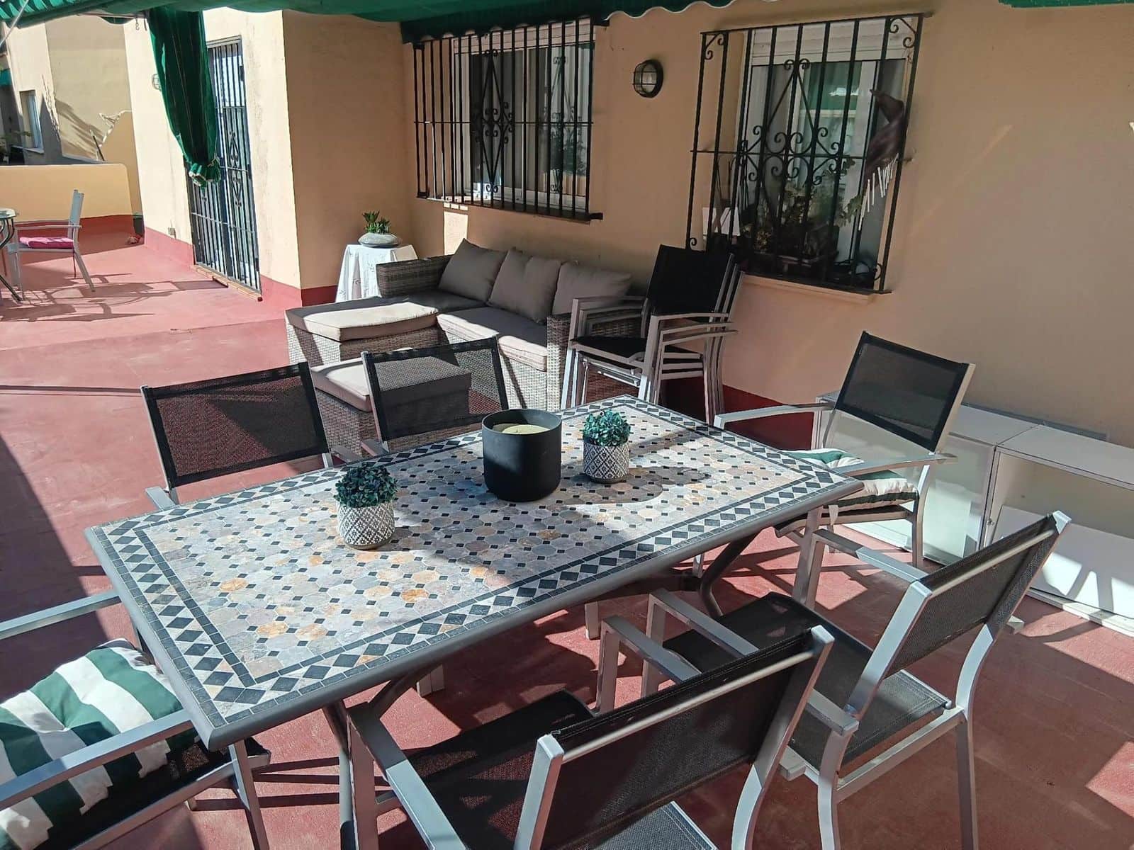 3 bedroom Apartment for sale in Estepona - € 414,000 (Ref: 9694956)