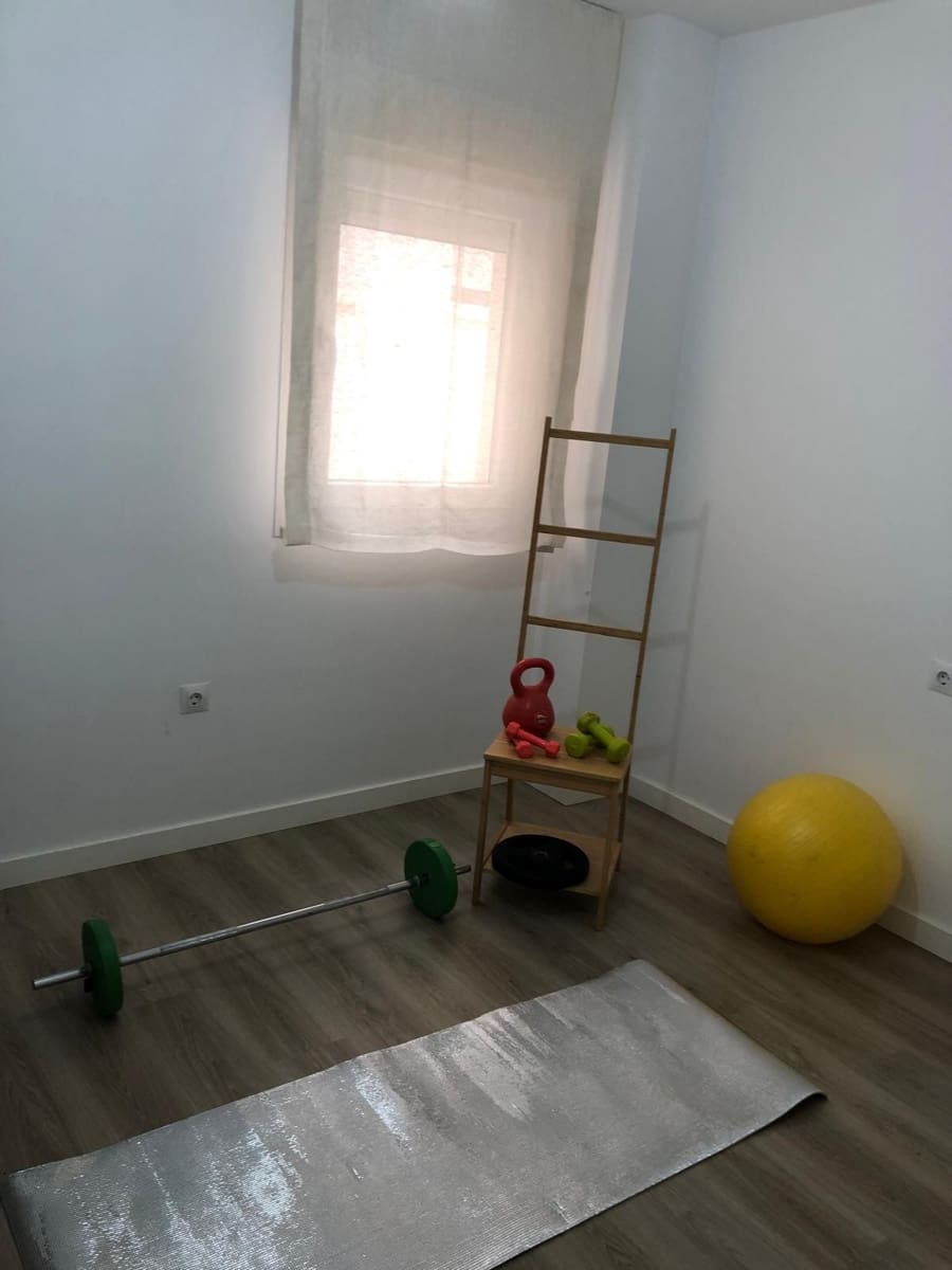 3 bedroom Apartment for sale in Nueva Andalucia - € 410,000 (Ref: 9694959)