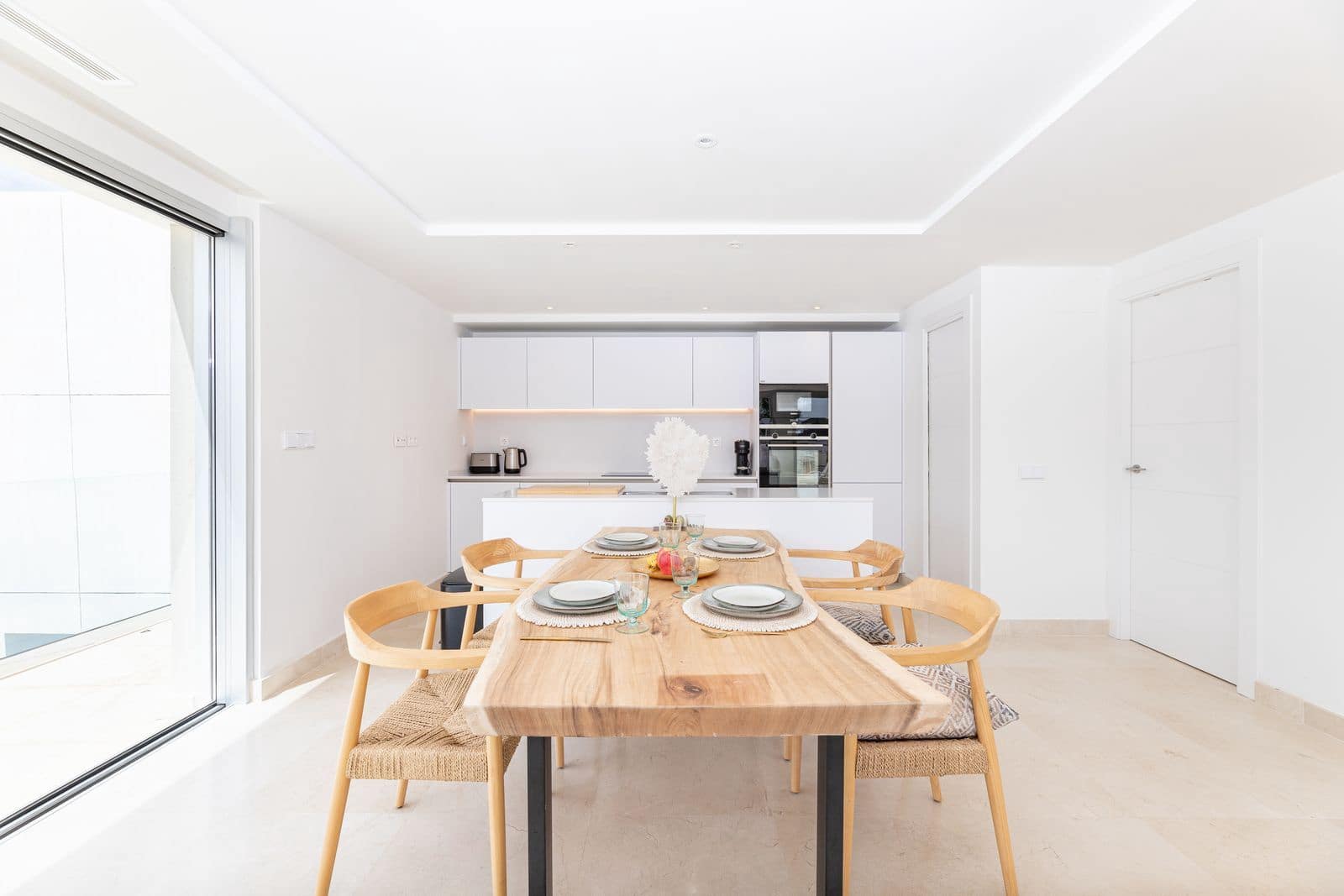 2 quarto Apartamento para venda em Nueva Andalucia - 775 000 € (Ref: 9694976)