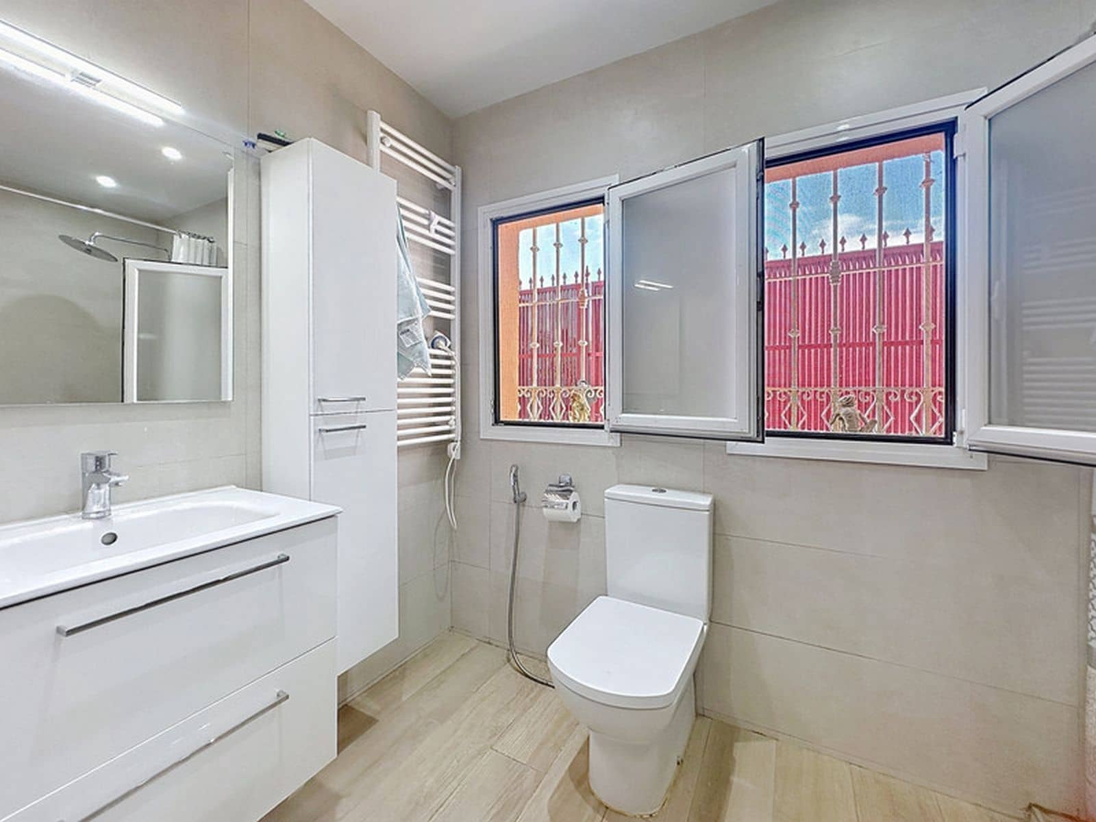 3 Zimmer Villa zu verkaufen in Estepona - 625.000 € (Ref: 9694979)