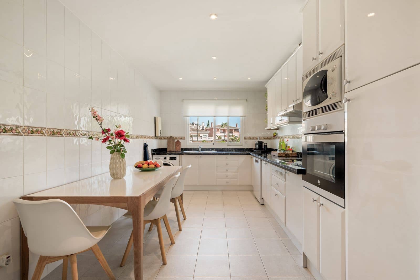 2 bedroom Penthouse for sale in Costalita - € 650,000 (Ref: 9694985)