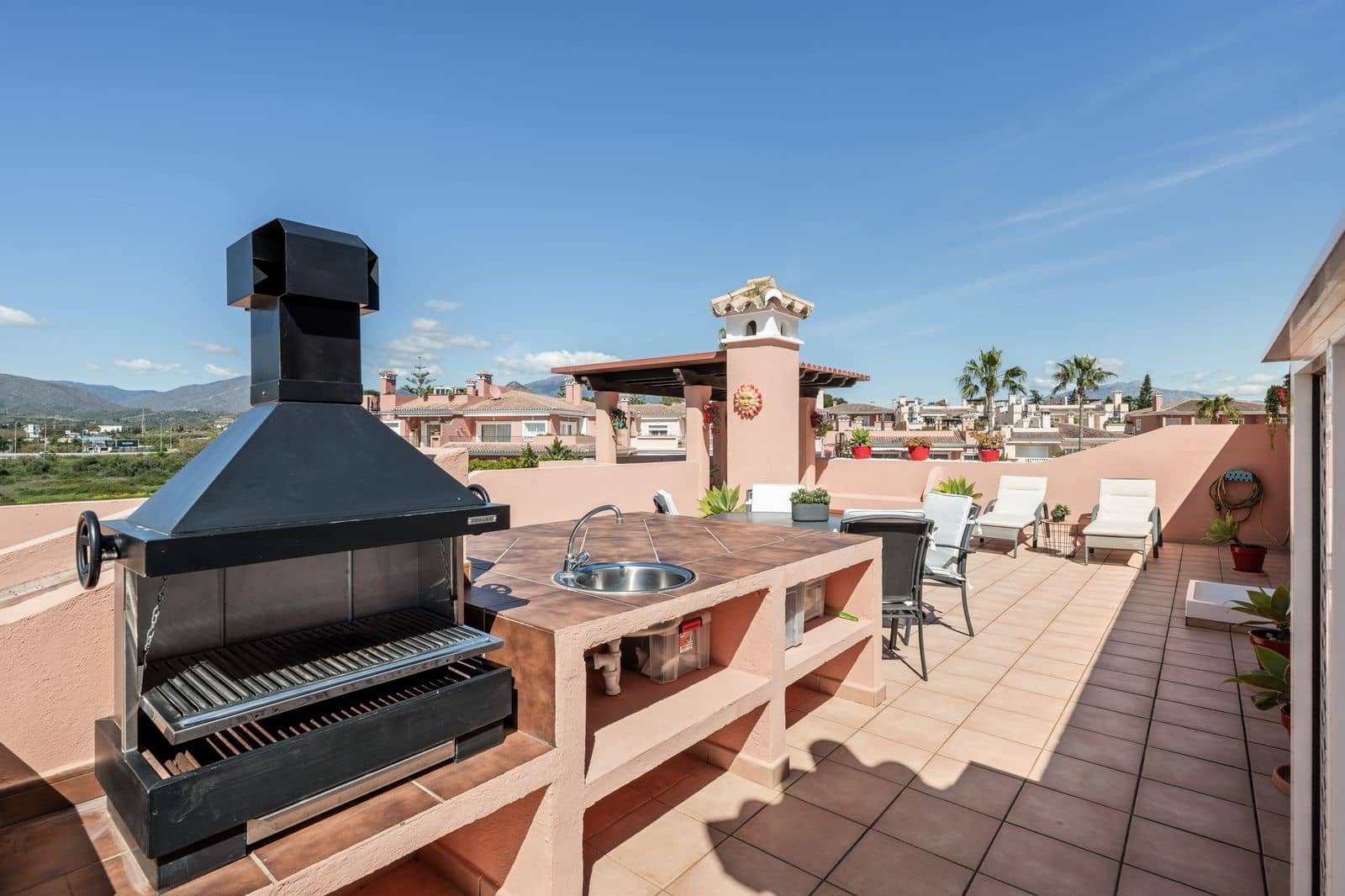 2 bedroom Penthouse for sale in Costalita - € 650,000 (Ref: 9694985)