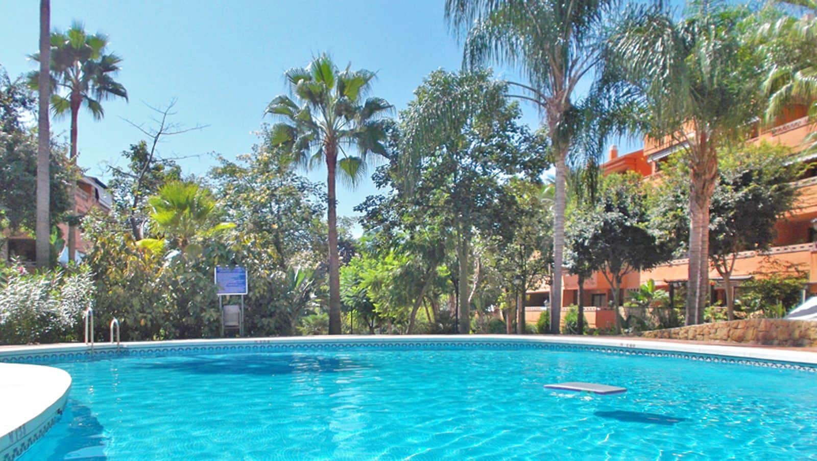 Apartamento de 1 habitación en Golden Mile en venta - 379.000 € (Ref: 9694990)