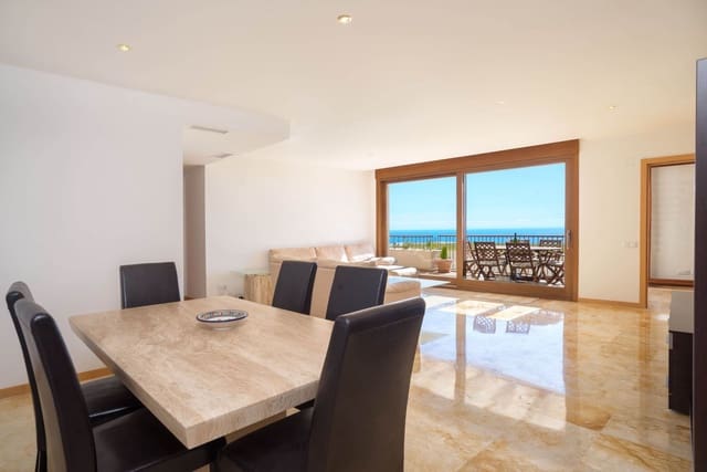 3 soverom Leilighet til salgs i Los Monteros, Marbella - € 579 000 (Ref: 9694994)
