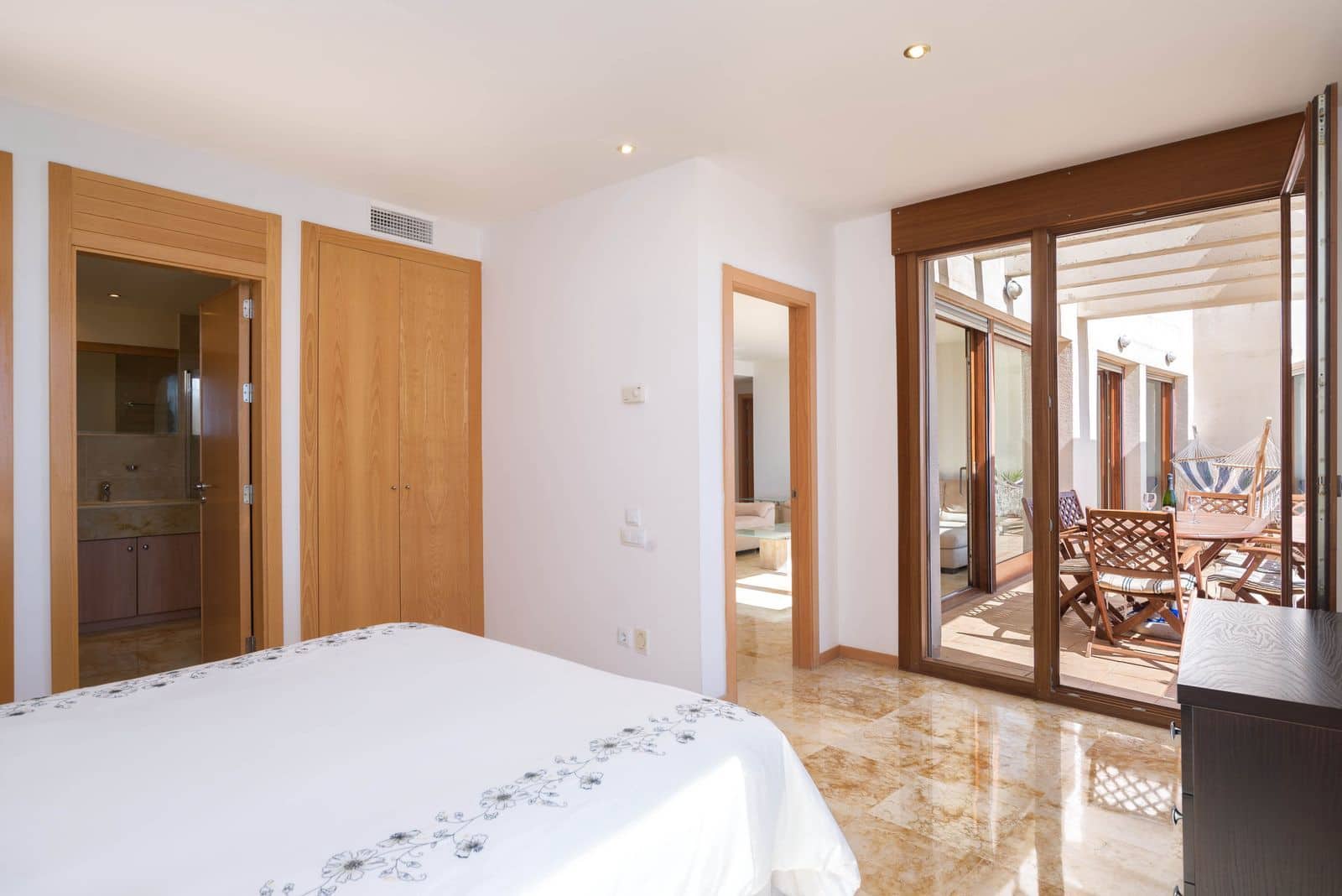 3 Zimmer Apartment zu verkaufen in Los Monteros - 579.000 € (Ref: 9694994)