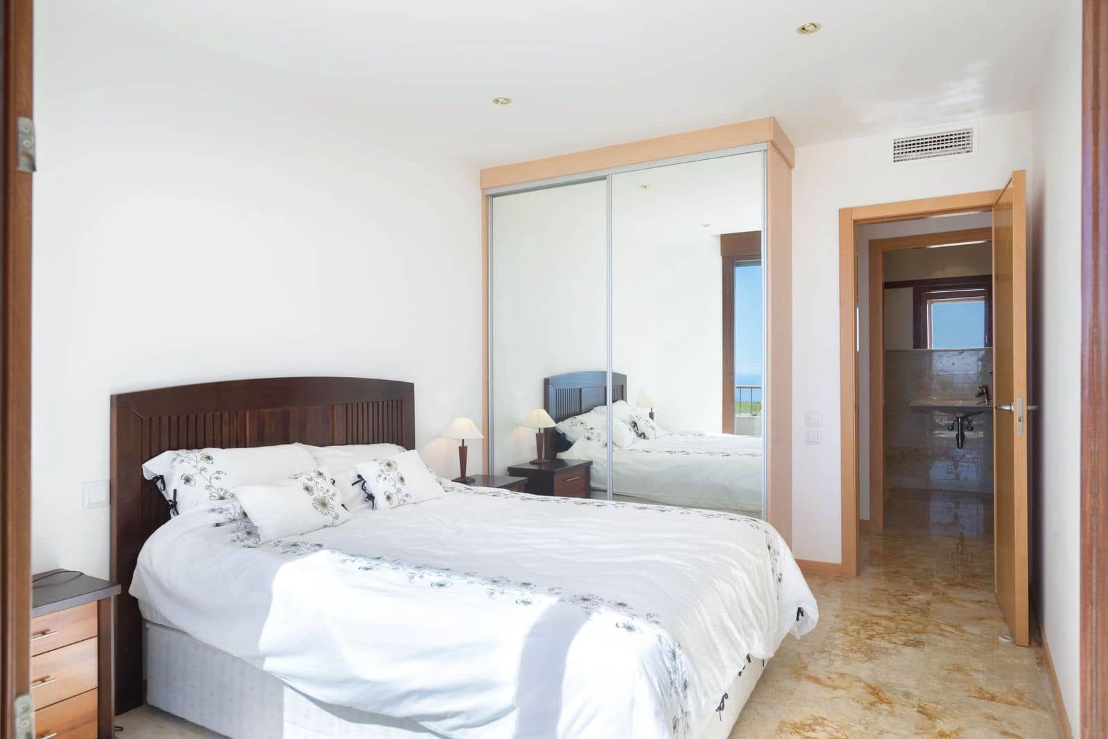 3 Zimmer Apartment zu verkaufen in Los Monteros - 579.000 € (Ref: 9694994)