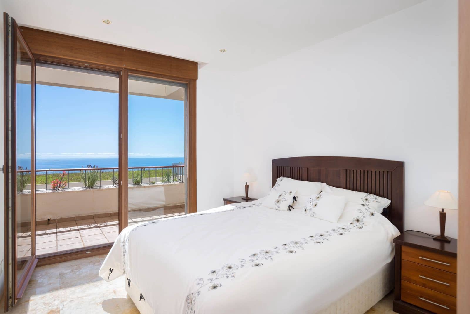 3 Zimmer Apartment zu verkaufen in Los Monteros - 579.000 € (Ref: 9694994)
