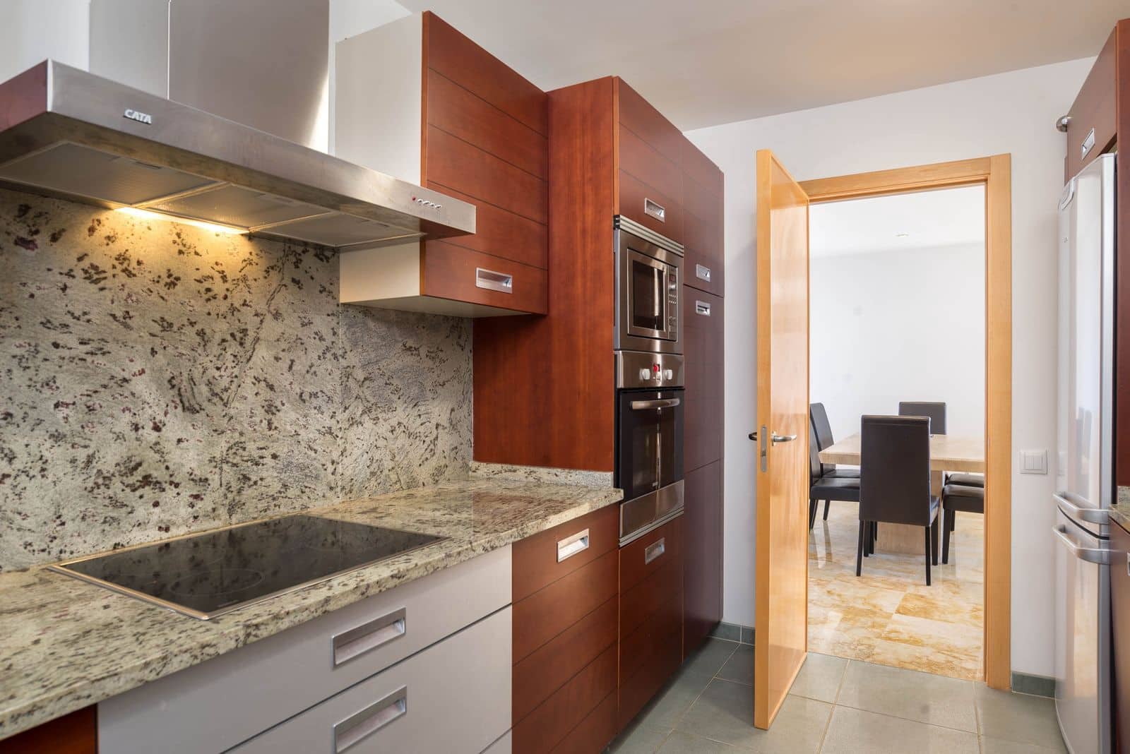 3 Zimmer Apartment zu verkaufen in Los Monteros - 579.000 € (Ref: 9694994)