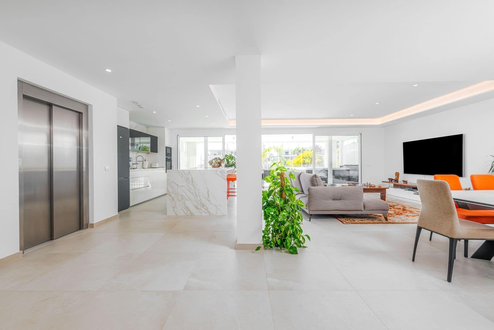 2 Zimmer Apartment zu verkaufen in Benalmadena Costa - 1.100.000 € (Ref: 9694995)