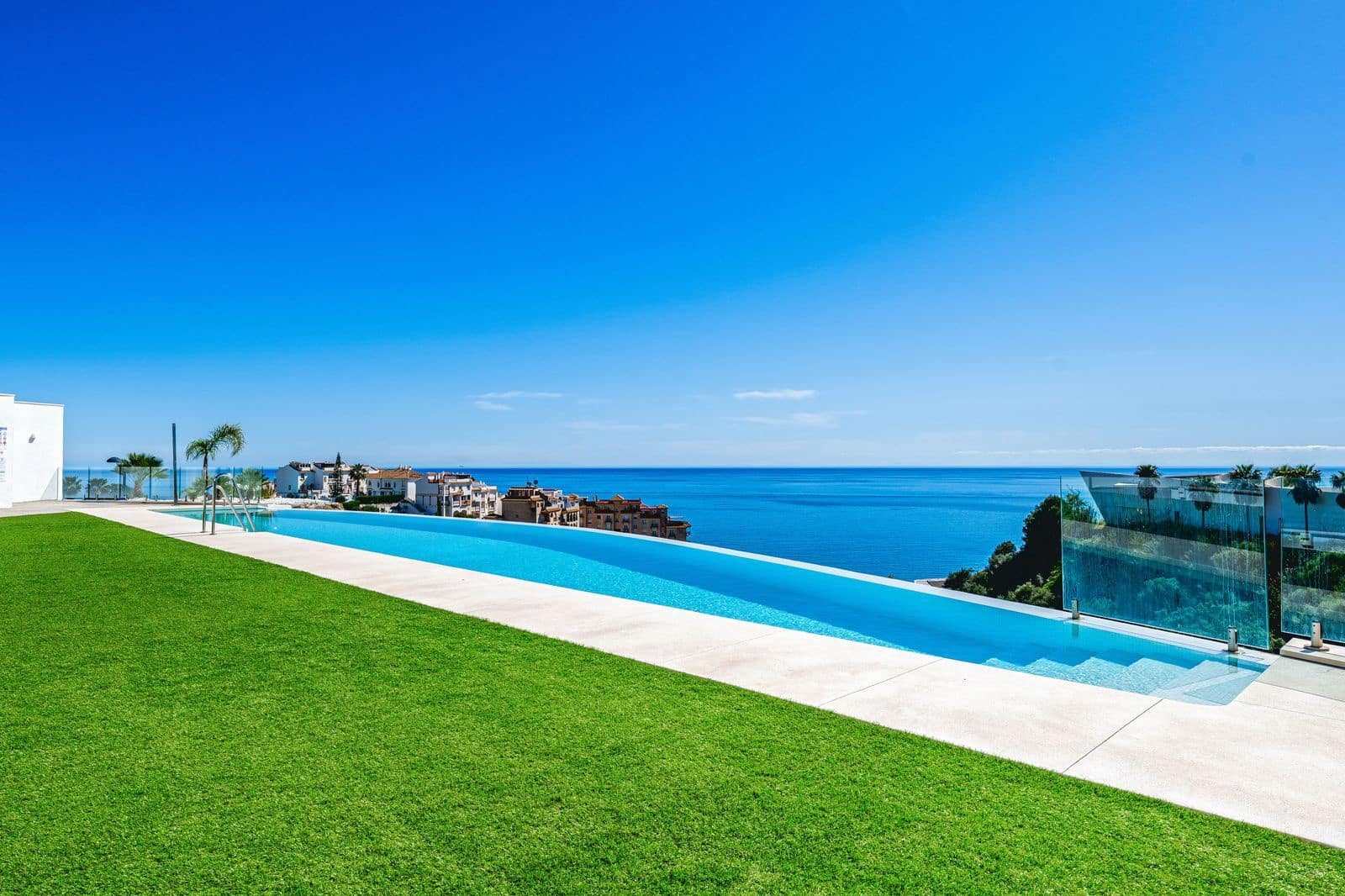 2 Zimmer Apartment zu verkaufen in Benalmadena Costa - 1.100.000 € (Ref: 9694995)