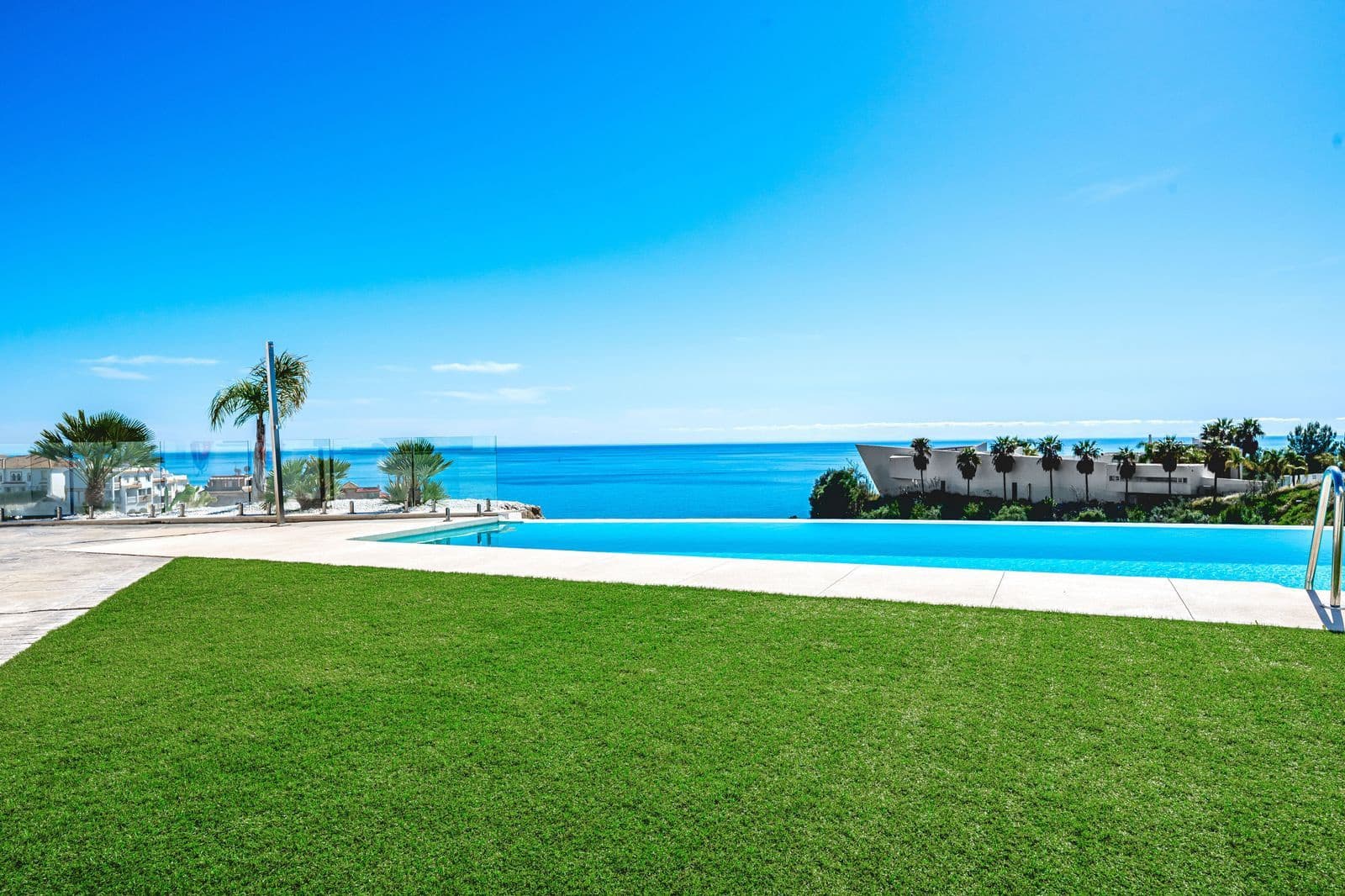 2 Zimmer Apartment zu verkaufen in Benalmadena Costa - 1.100.000 € (Ref: 9694995)