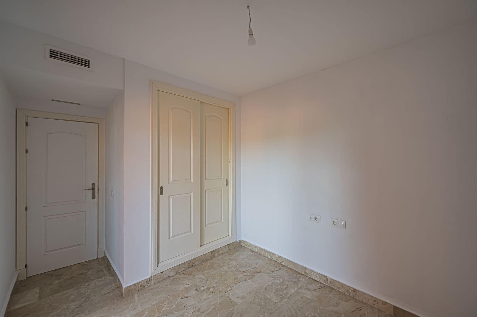 3 camera da letto Attico in vendita in Estepona - 310.000 € (Rif: 9694998)