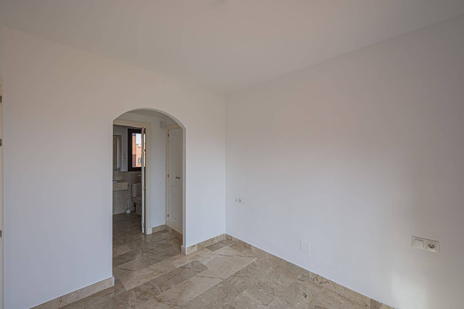 3 camera da letto Attico in vendita in Estepona - 310.000 € (Rif: 9694998)