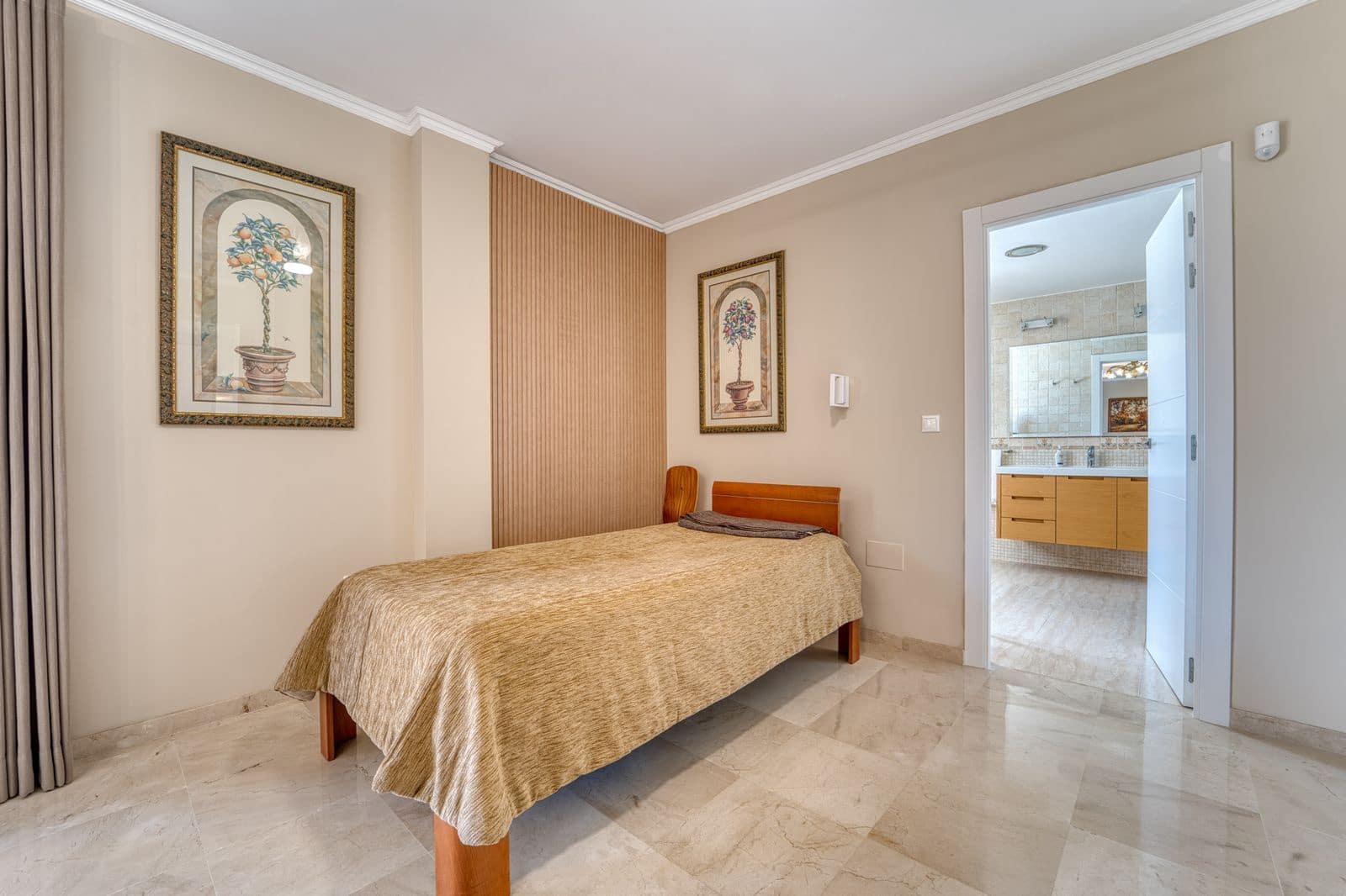 5 soverom Villa til salgs i Guadalmina - € 1 580 000 (Ref: 9695001)