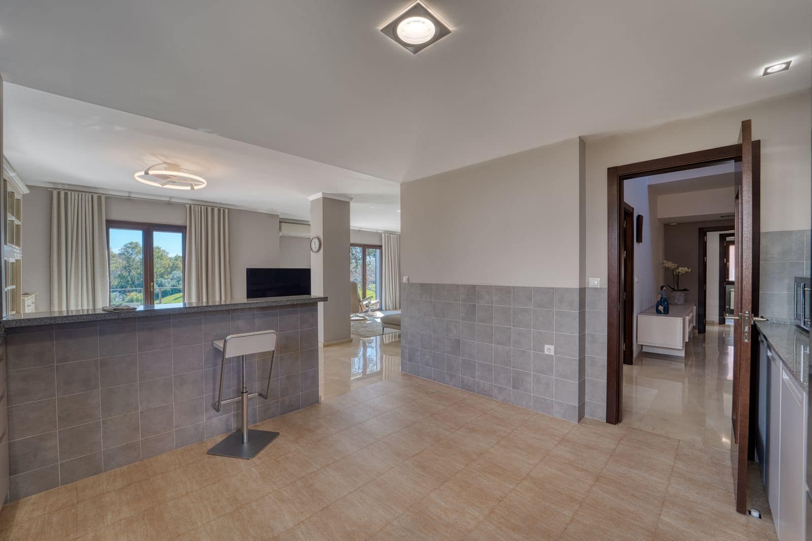 5 soverom Villa til salgs i Guadalmina - € 1 580 000 (Ref: 9695001)