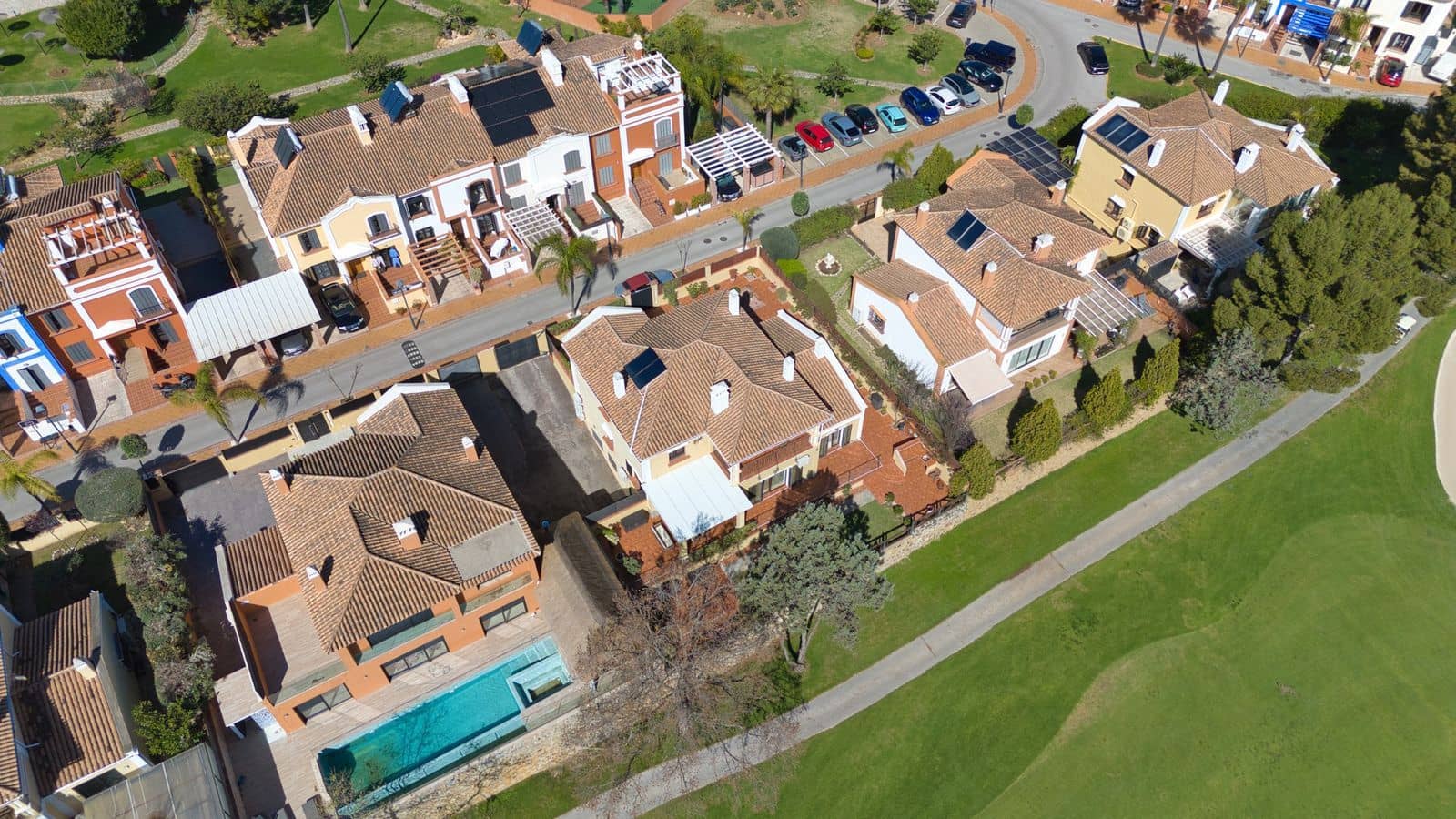 5 soverom Villa til salgs i Guadalmina - € 1 580 000 (Ref: 9695001)