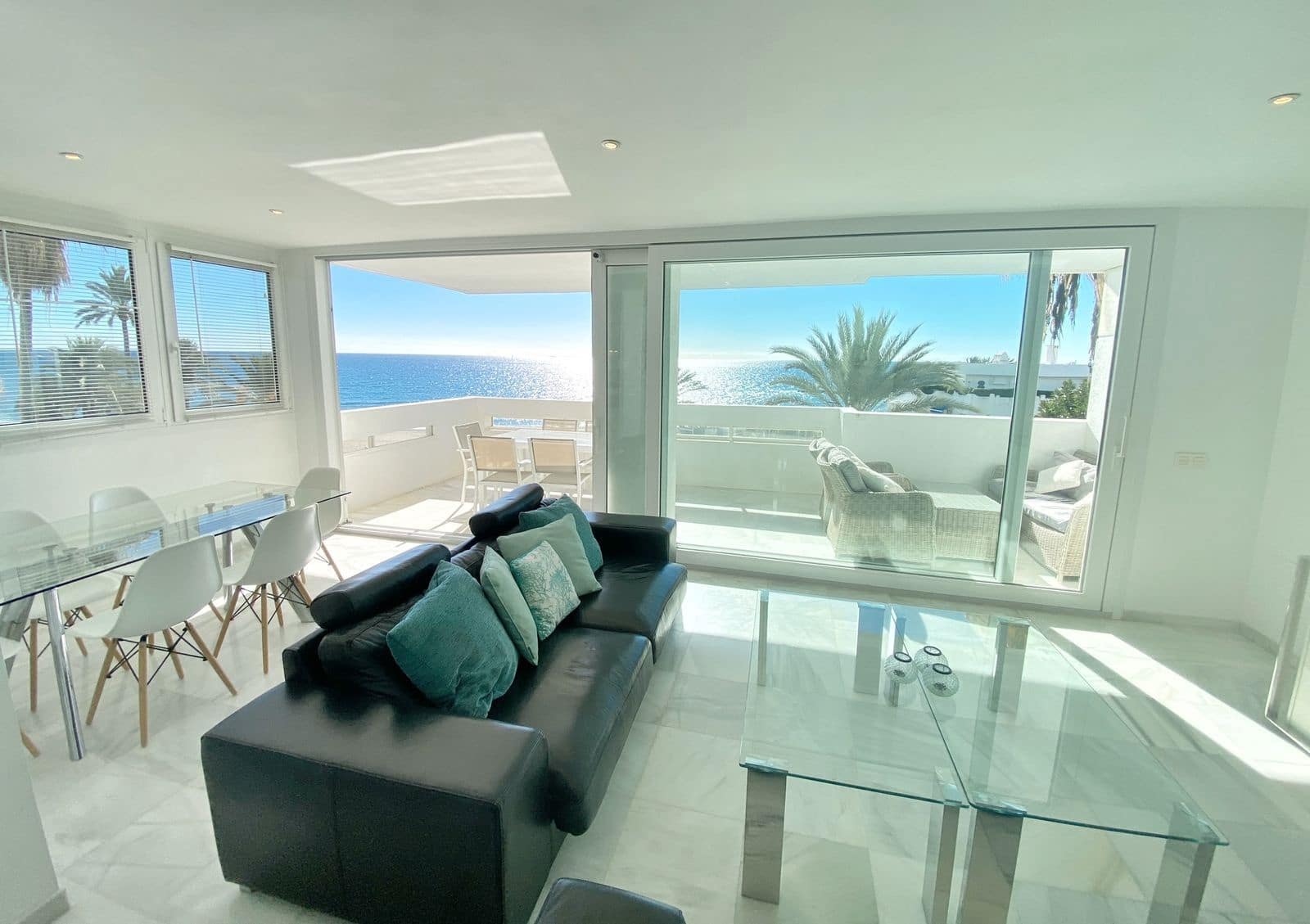 3 slaapkamer Appartement te koop in Marbella - € 1.425.000 (Ref: 9695008)