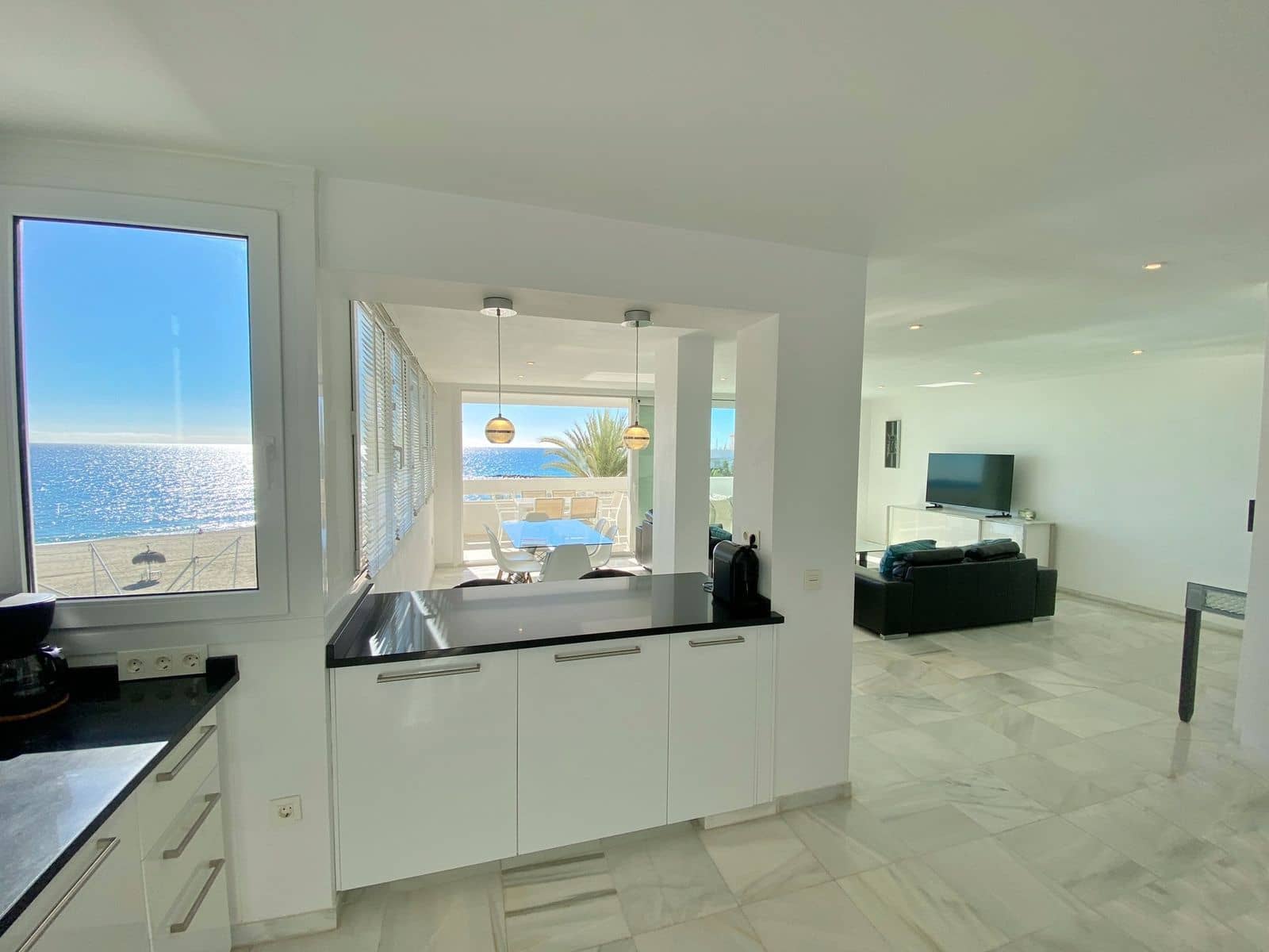 3 slaapkamer Appartement te koop in Marbella - € 1.425.000 (Ref: 9695008)