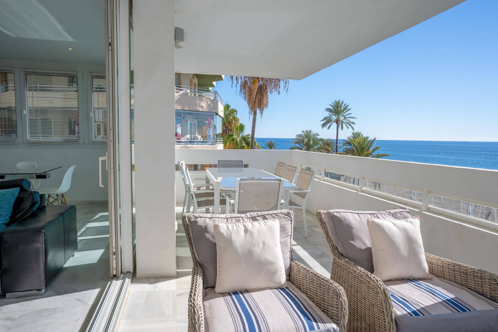 3 slaapkamer Appartement te koop in Marbella - € 1.425.000 (Ref: 9695008)