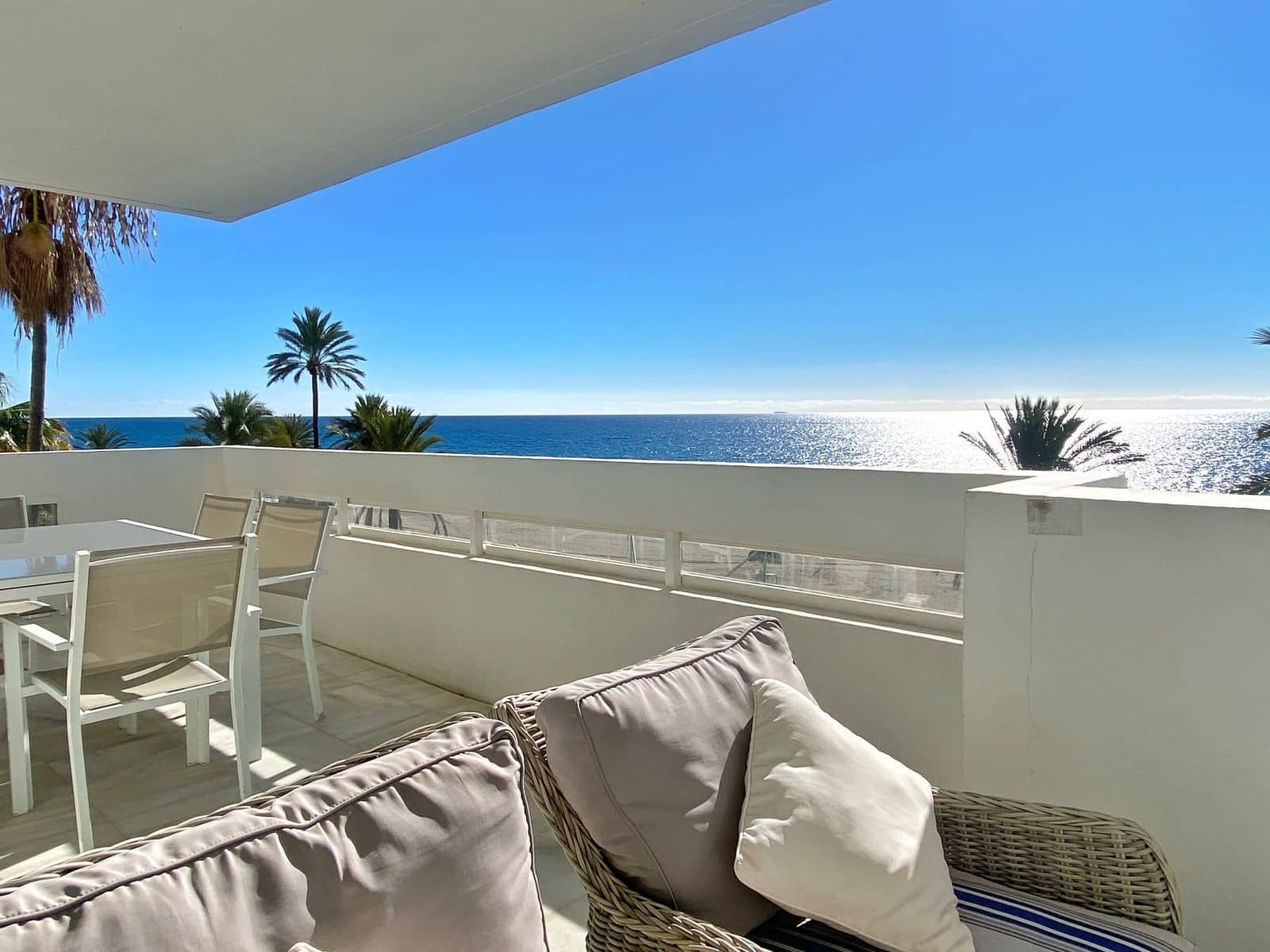 3 slaapkamer Appartement te koop in Marbella - € 1.425.000 (Ref: 9695008)