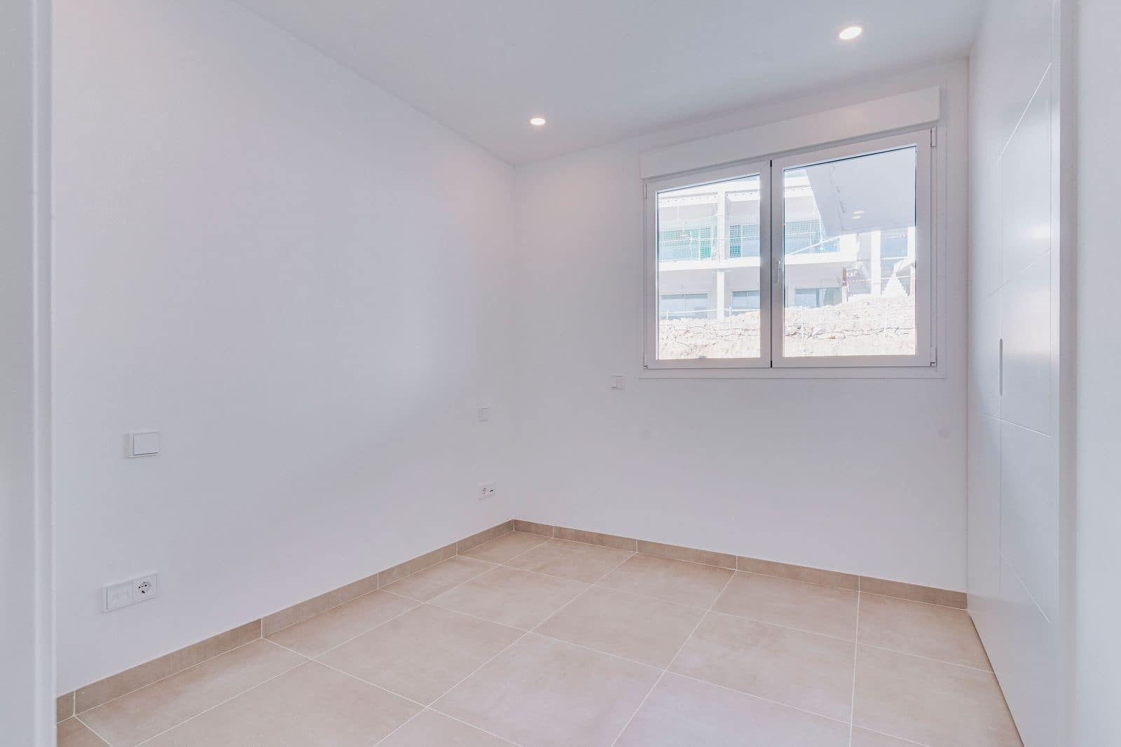 2 bedroom Apartment for sale in La Alcaidesa - € 525,000 (Ref: 9695012)