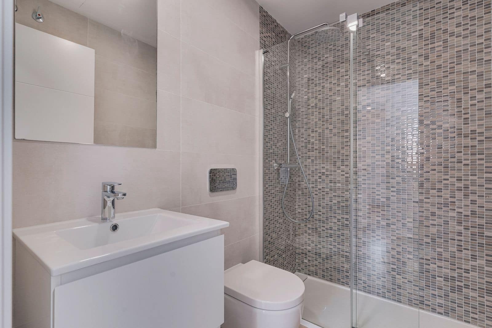 2 bedroom Apartment for sale in La Alcaidesa - € 525,000 (Ref: 9695012)