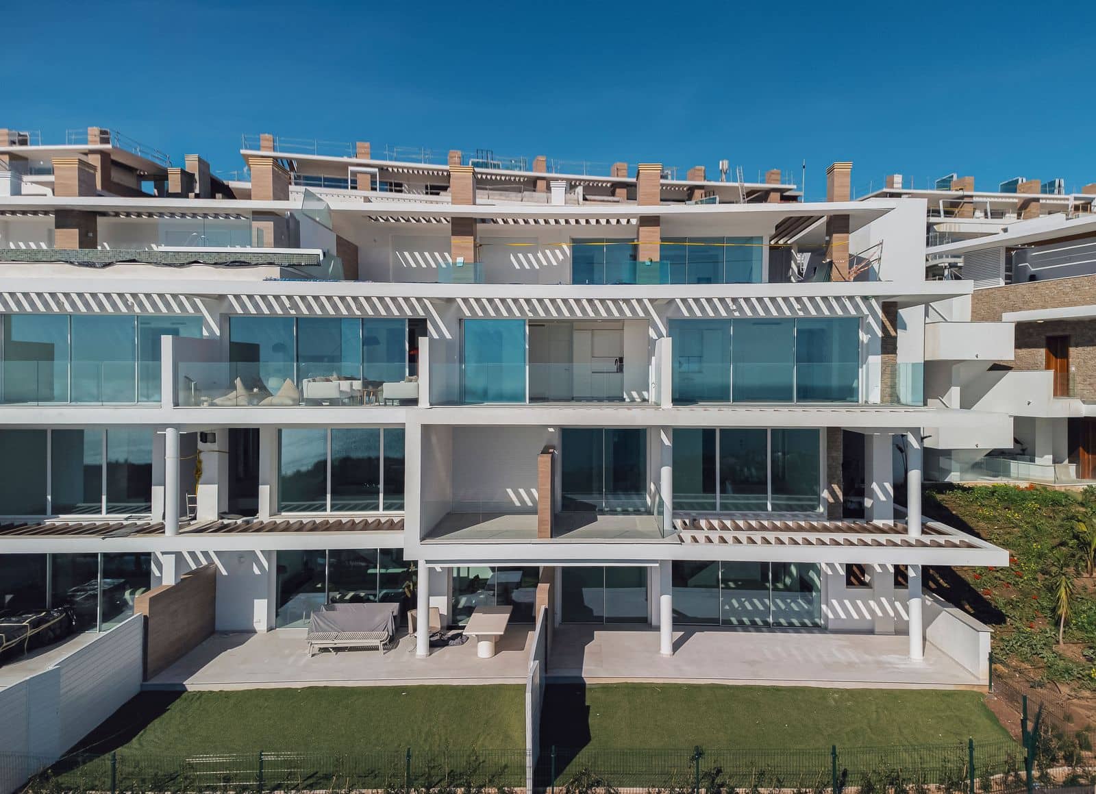 2 bedroom Apartment for sale in La Alcaidesa - € 525,000 (Ref: 9695012)