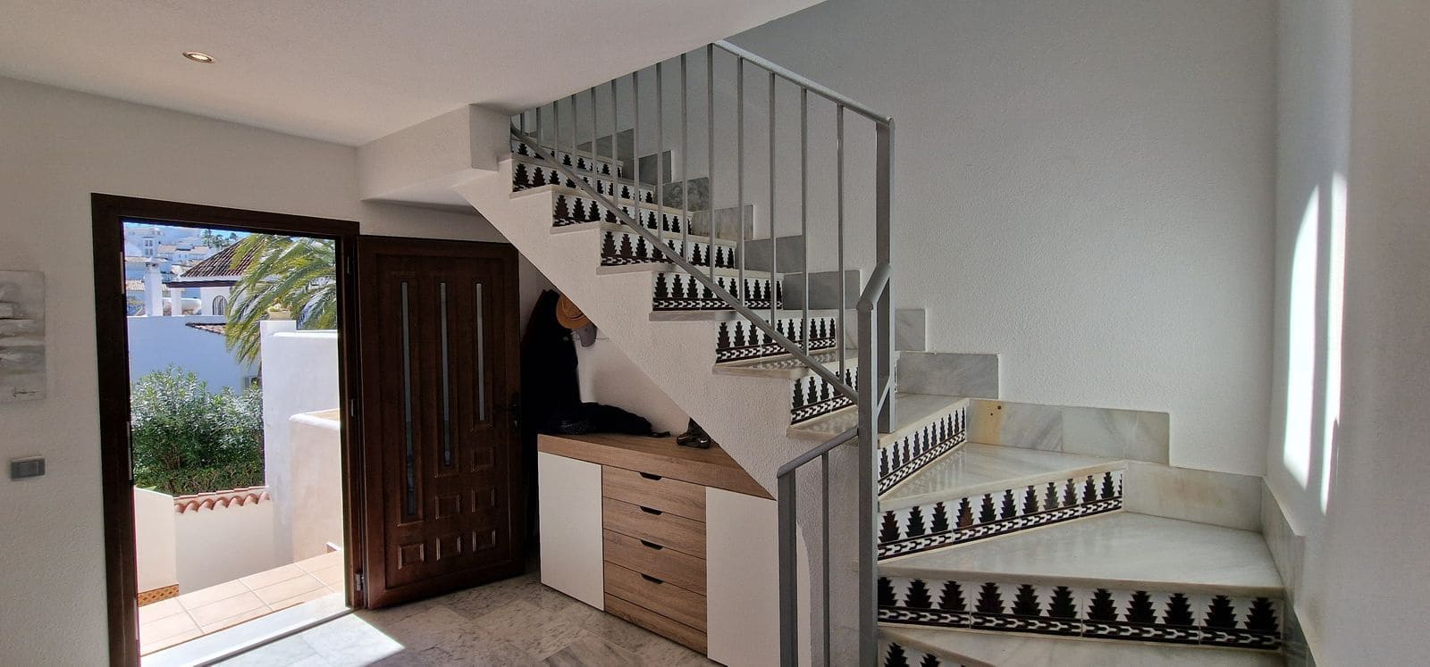 3 soveværelse Byhus til salg i La Duquesa / Puerto de la Duquesa - € 510.000 (Ref: 9695014)