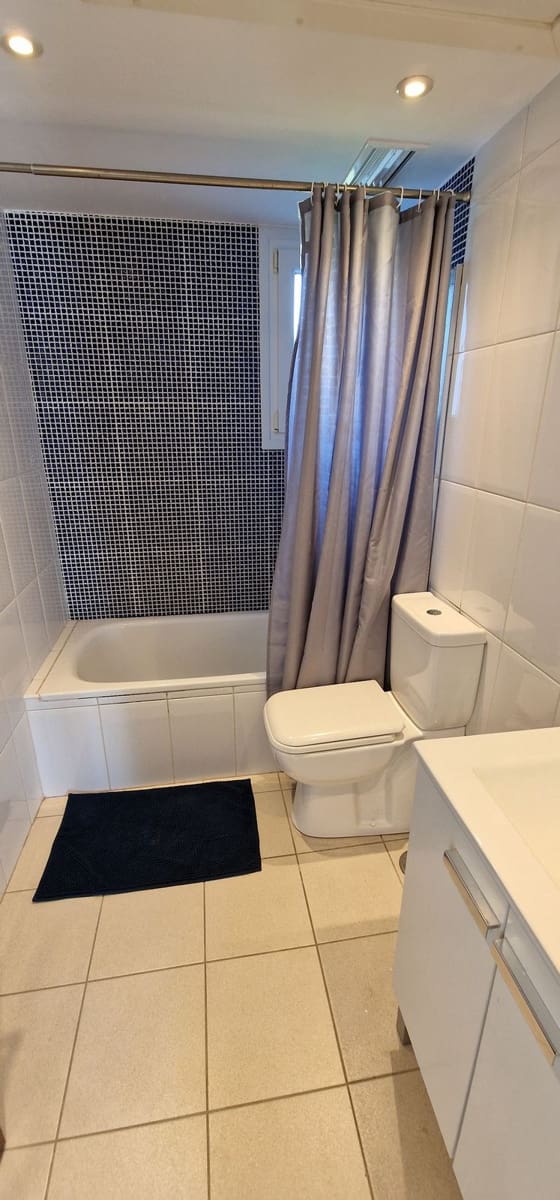 3 soveværelse Byhus til salg i La Duquesa / Puerto de la Duquesa - € 510.000 (Ref: 9695014)