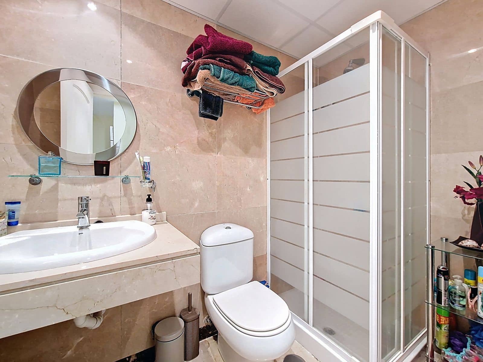 Apartamento de 2 habitaciones en La Duquesa / Puerto de la Duquesa en venta - 275.000 € (Ref: 9695016)