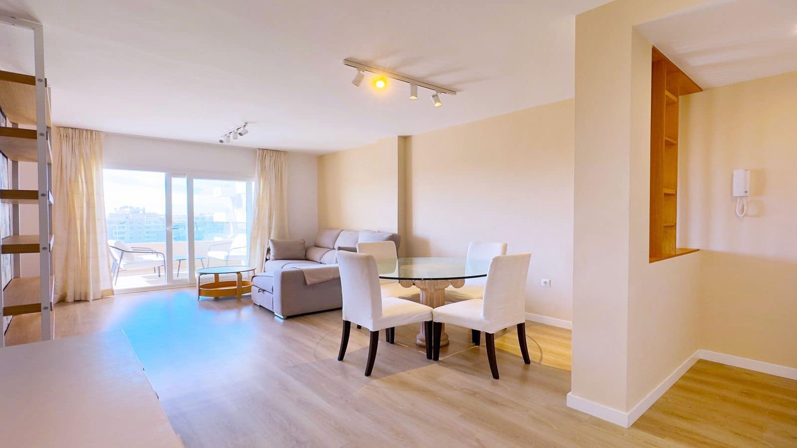 3 bedroom Apartment for sale in Marbella - € 495,000 (Ref: 9695018)