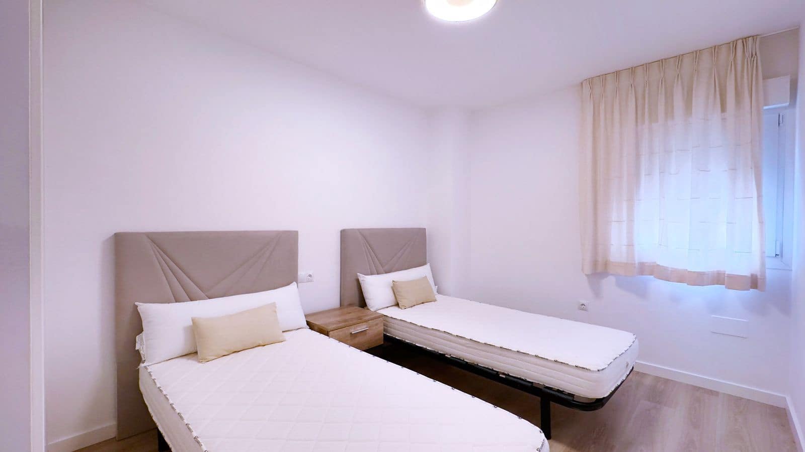 3 bedroom Apartment for sale in Marbella - € 495,000 (Ref: 9695018)