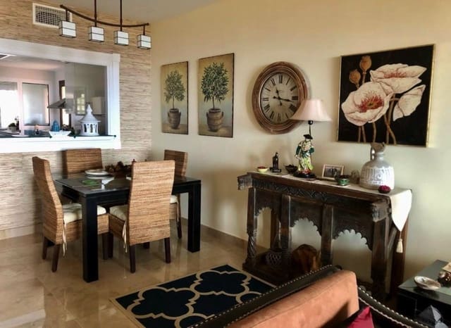 2 soveværelse Lejlighed til salg i La Duquesa / Puerto de la Duquesa, Manilva - € 325.000 (Ref: 9695020)