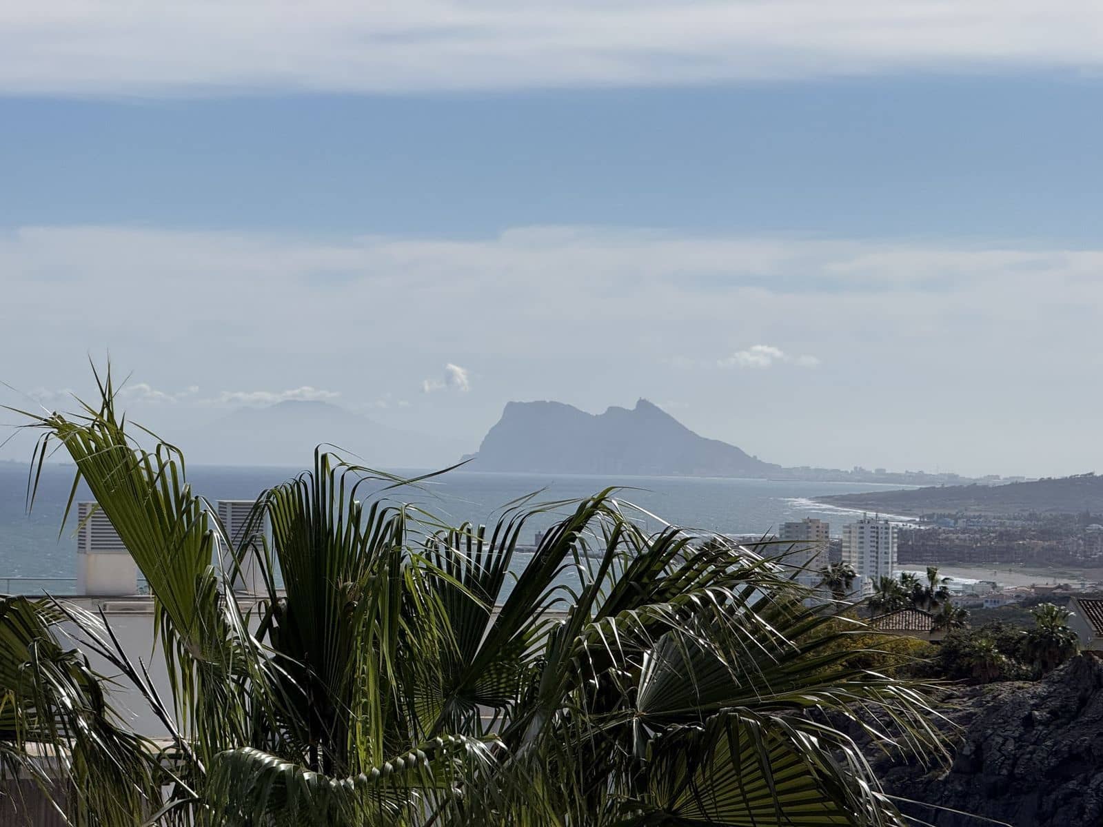 3 soveværelse Lejlighed til salg i Manilva - € 499.000 (Ref: 9695022)