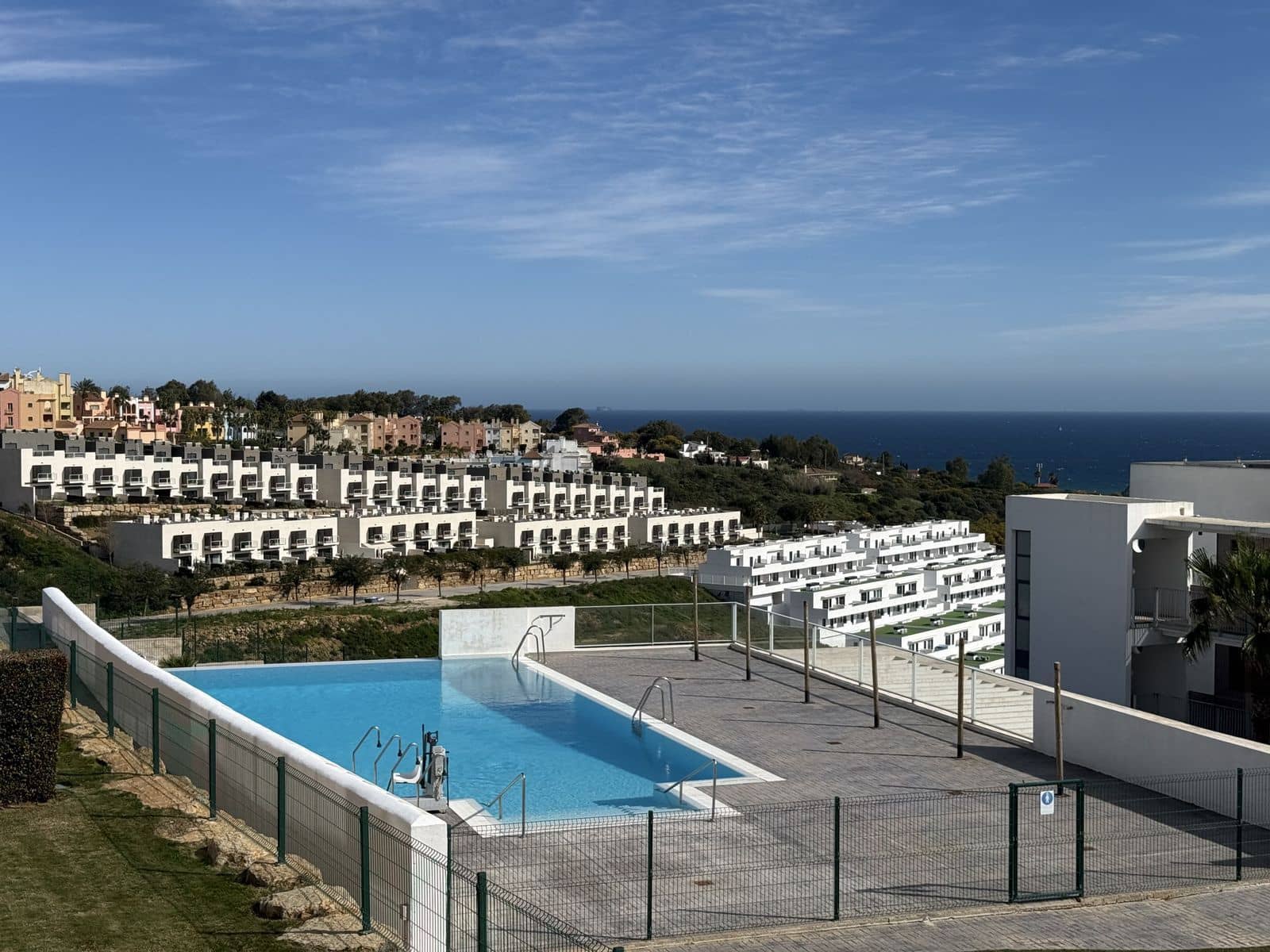 3 soveværelse Lejlighed til salg i Manilva - € 499.000 (Ref: 9695022)