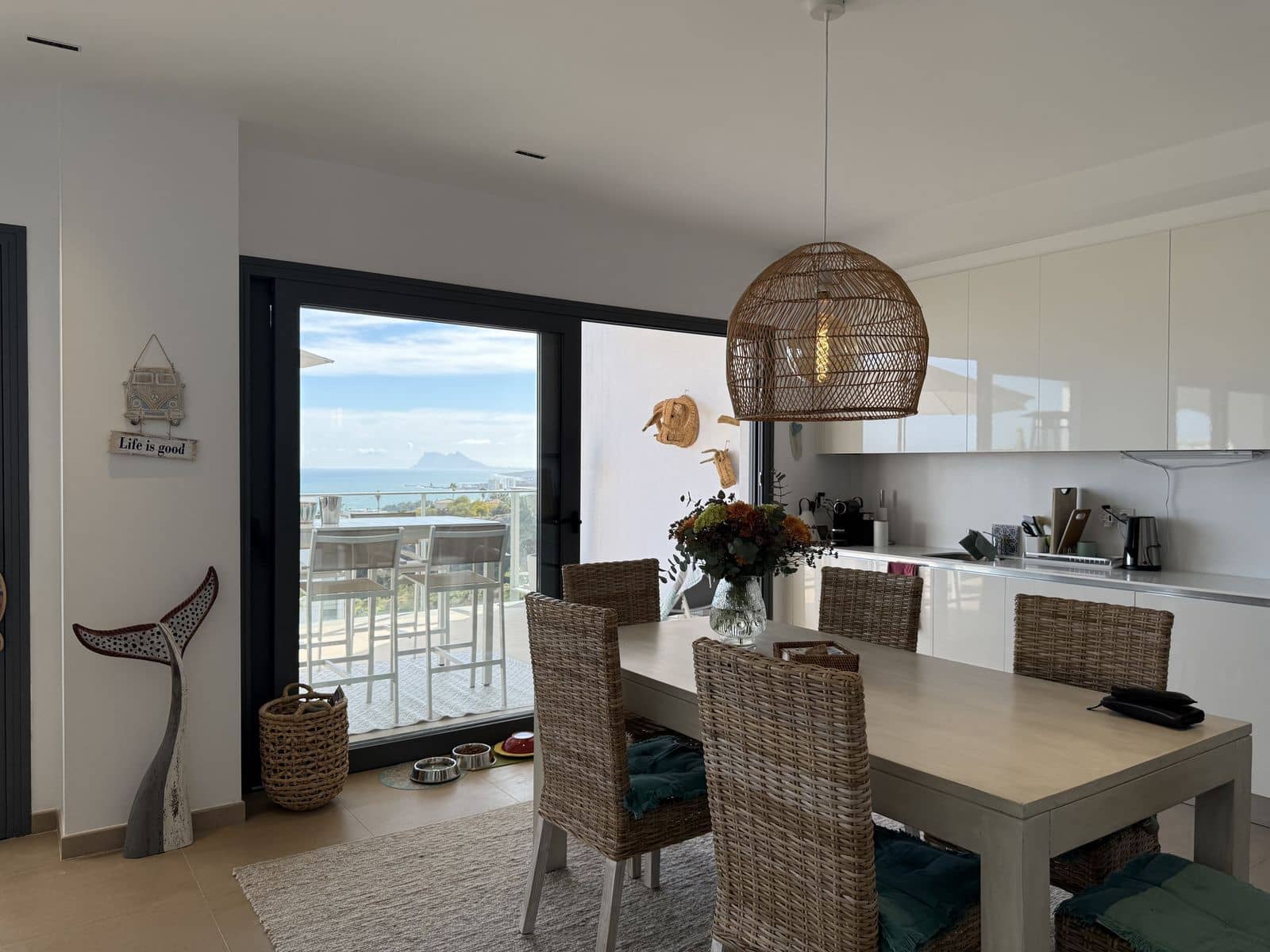 3 soveværelse Lejlighed til salg i Manilva - € 499.000 (Ref: 9695022)