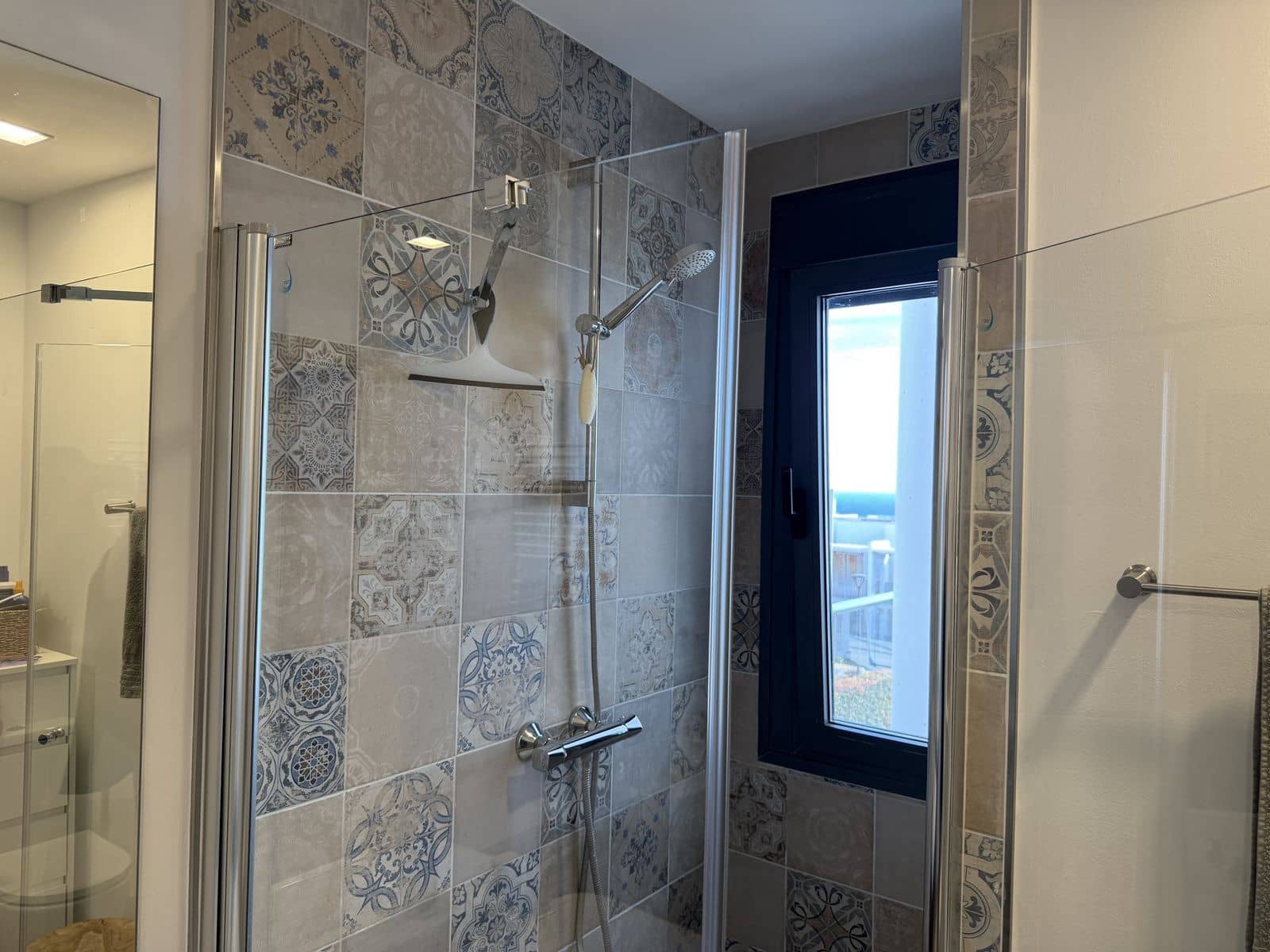 3 soveværelse Lejlighed til salg i Manilva - € 499.000 (Ref: 9695022)