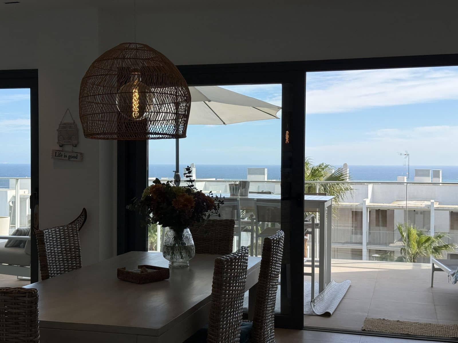 3 soveværelse Lejlighed til salg i Manilva - € 499.000 (Ref: 9695022)