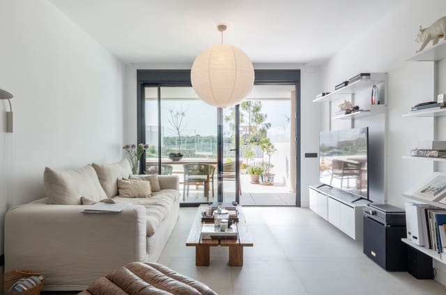 2 soveværelse Lejlighed til salg i Los Monteros, Marbella - € 650.000 (Ref: 9695023)