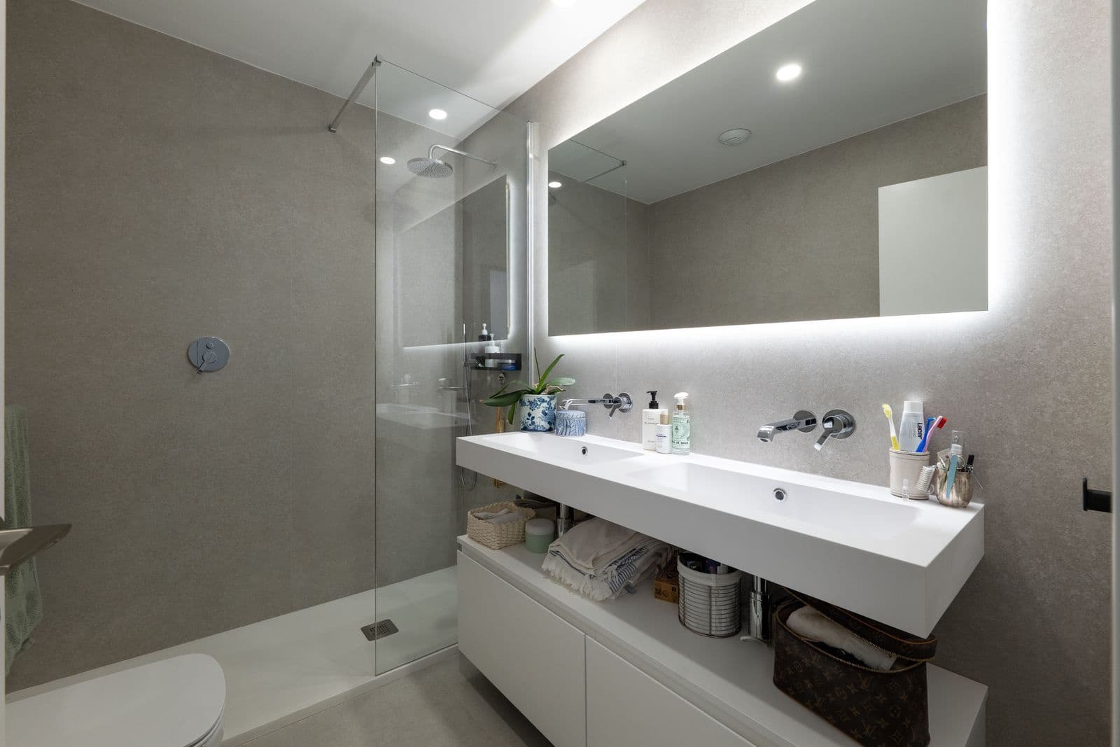 2 soveværelse Lejlighed til salg i Los Monteros - € 650.000 (Ref: 9695023)