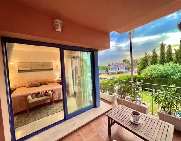 5 quarto Casa em Banda para venda em Nueva Andalucia, Marbella - 918 000 € (Ref: 9695029)