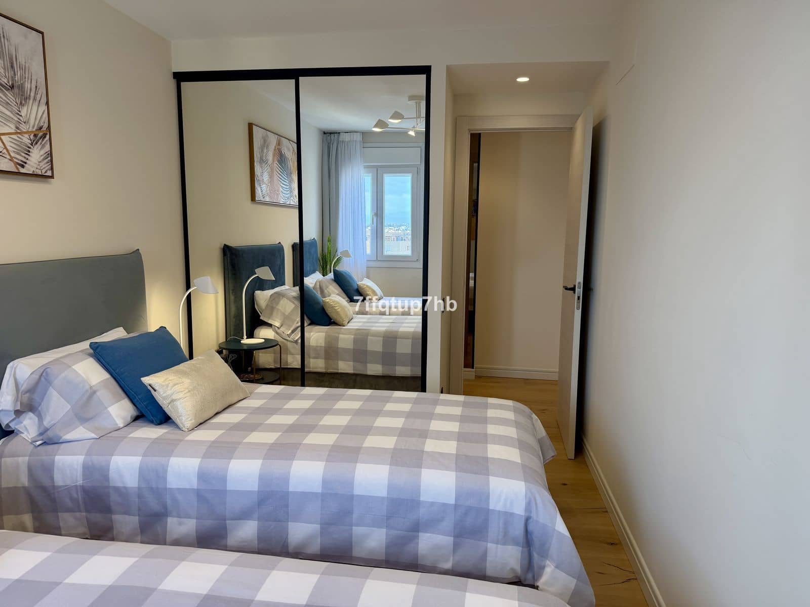 3 soverom Penthouse til salgs i Estepona - € 890 000 (Ref: 9695030)