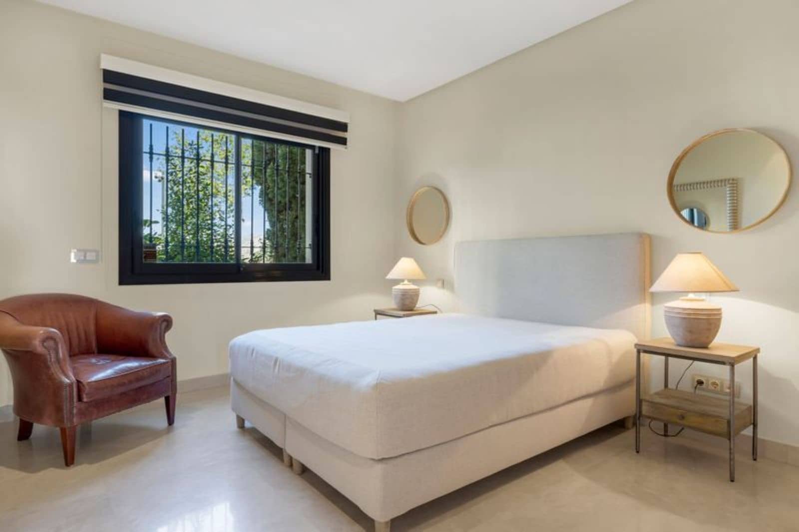 Apartamento de 3 habitaciones en La Quinta en venta - 775.000 € (Ref: 9695032)