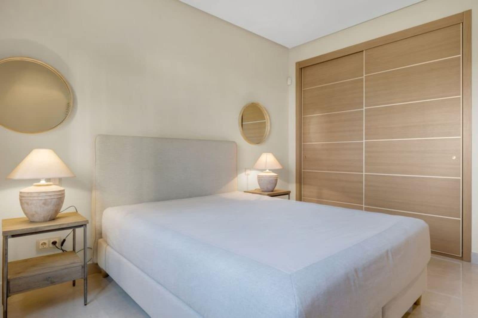 Apartamento de 3 habitaciones en La Quinta en venta - 775.000 € (Ref: 9695032)