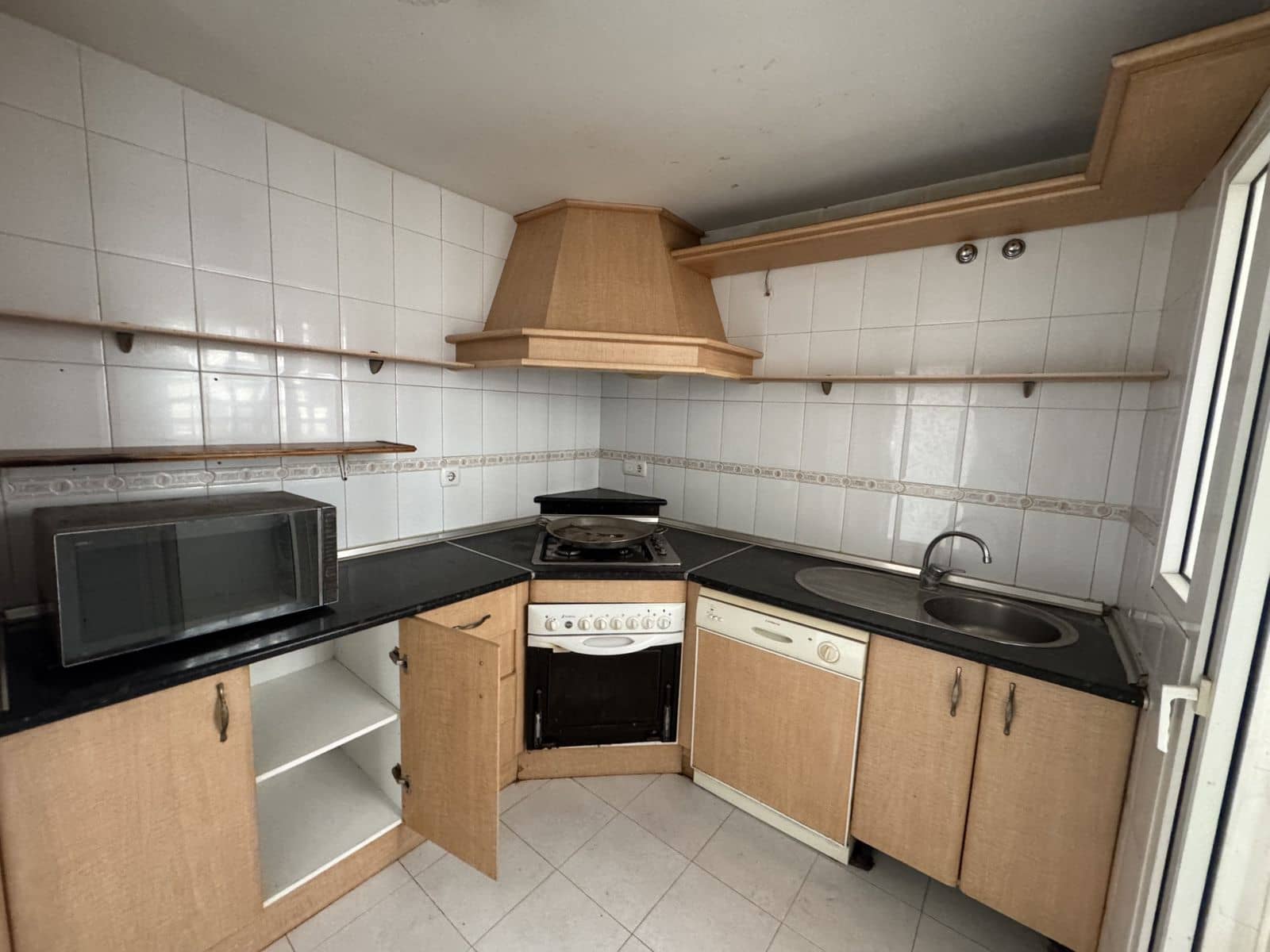 4 soverom Leilighet til salgs i Nueva Andalucia - € 345 000 (Ref: 9695033)