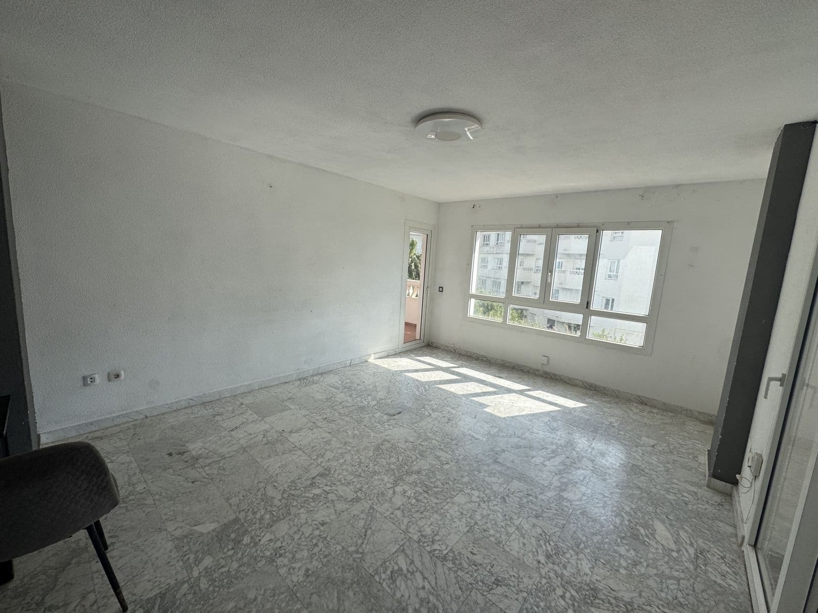 4 soverom Leilighet til salgs i Nueva Andalucia - € 345 000 (Ref: 9695033)