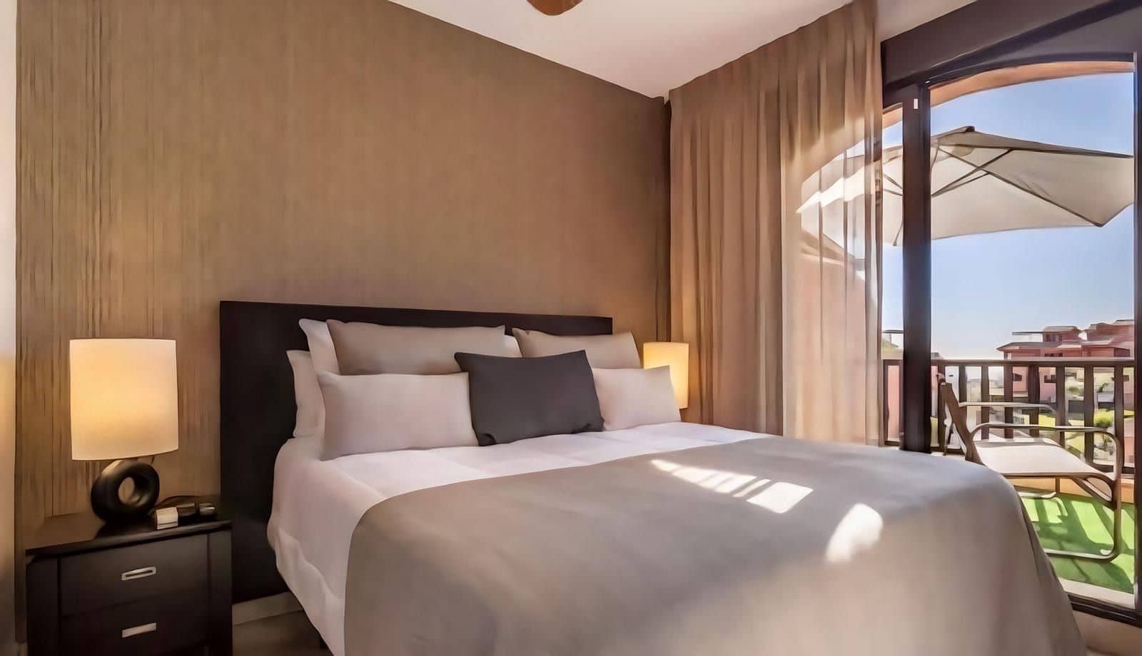 3 makuuhuone Huoneisto myytävänä paikassa Estepona - 499 000 € (Ref: 9695035)