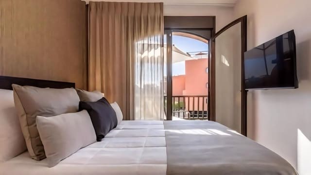 3 makuuhuone Huoneisto myytävänä paikassa Estepona - 499 000 € (Ref: 9695035)