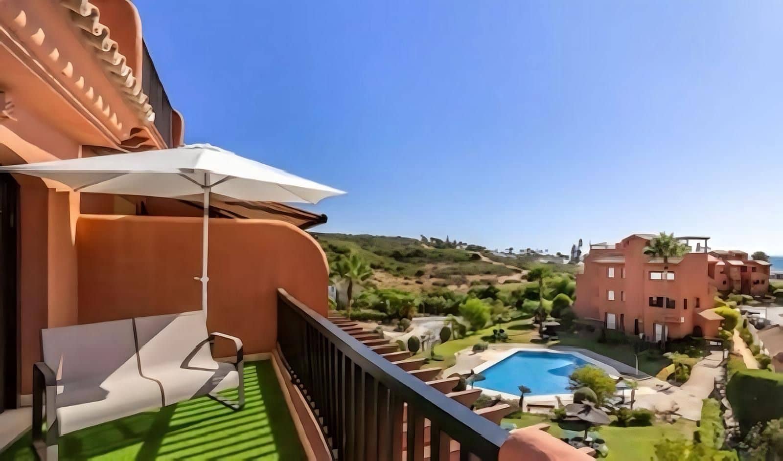 3 makuuhuone Huoneisto myytävänä paikassa Estepona - 499 000 € (Ref: 9695035)