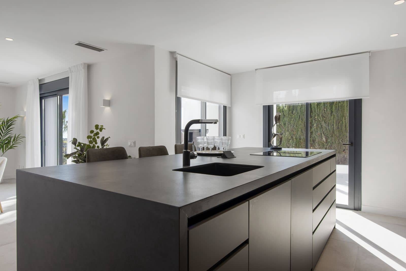 5 soveværelse Villa til salg i Los Flamingos - € 3.495.000 (Ref: 9695036)